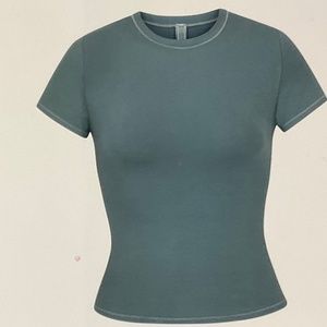 SKIMS Cotton Jersey T-Shirt Kyanite XS Brand New with Tags